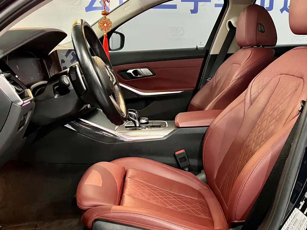 BMW 3 Series 2022 — фото 10