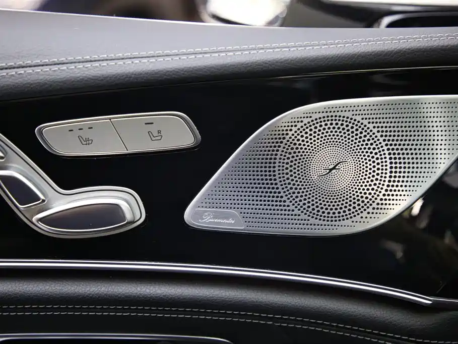 Mercedes-Benz AMG GT 2020 — фото 12