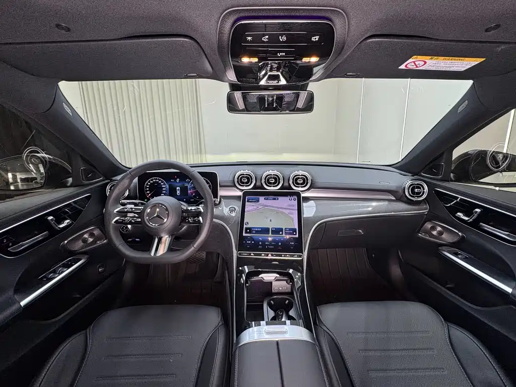 Mercedes-Benz C-Class 2024 — фото 28