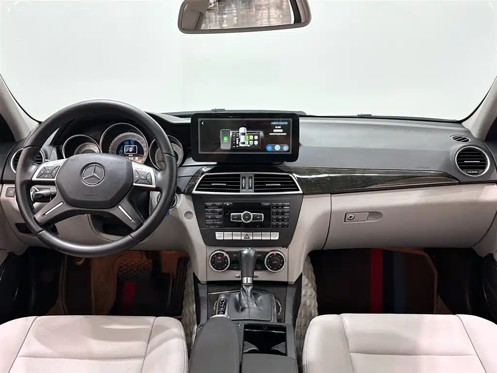 Mercedes-Benz C-Class 2013 — фото 9