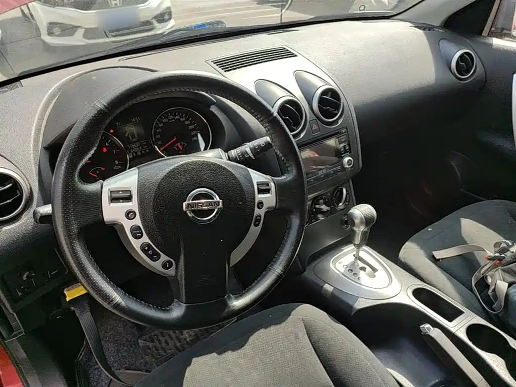 Nissan Qashqai 2014 — фото 10