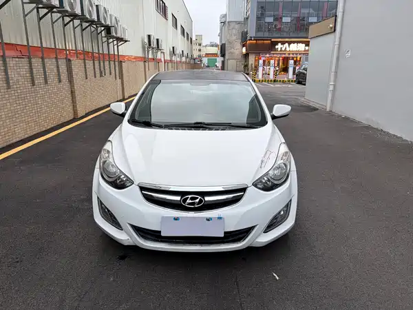 Hyundai Elantra Langdong 2015