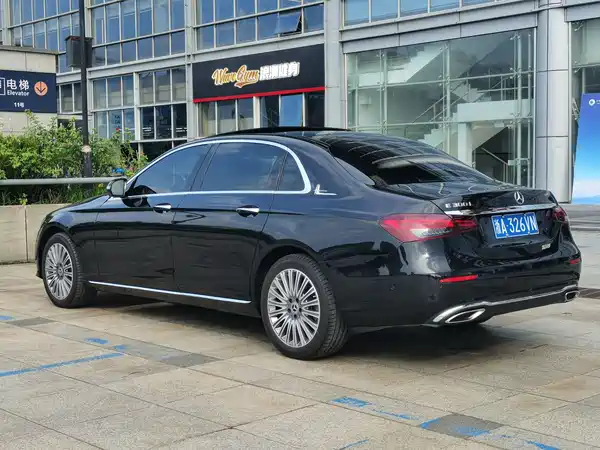 Mercedes-Benz E-Class 2023