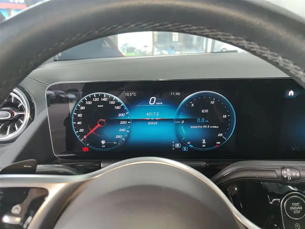 Mercedes-Benz GLA 2021 — фото 12