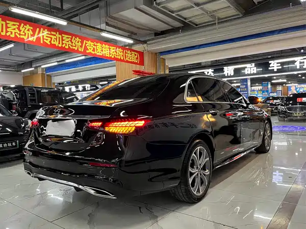 Mercedes-Benz E-Class 2021