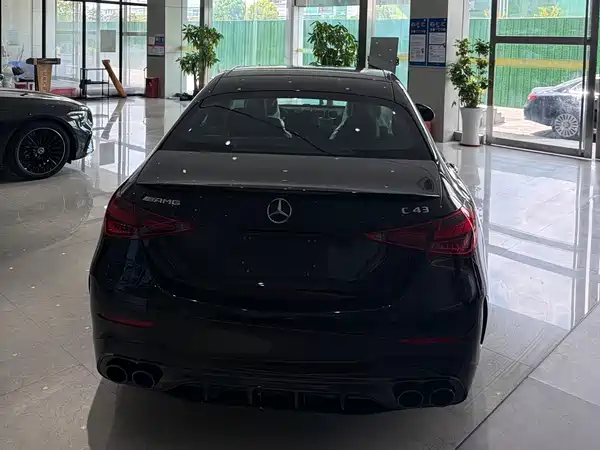 Mercedes-Benz C-Class AMG 2025