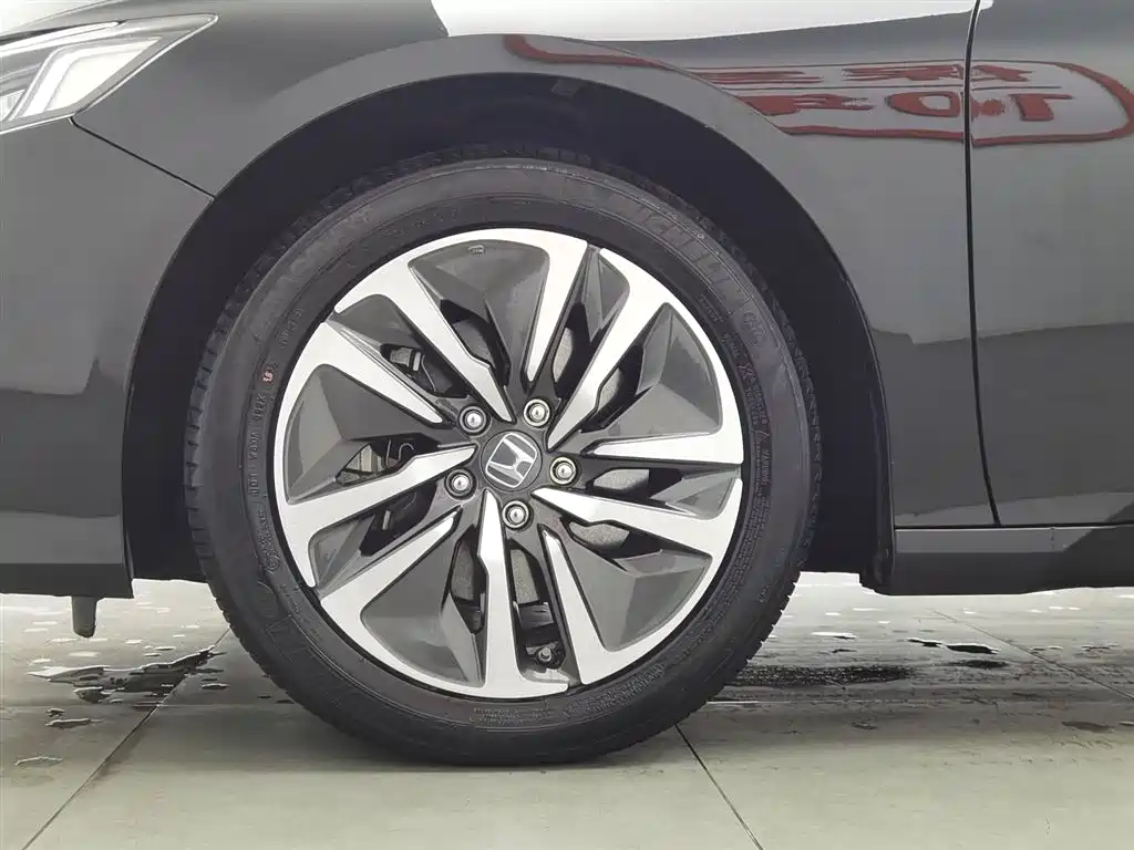 Honda Accord 2023 — фото 17