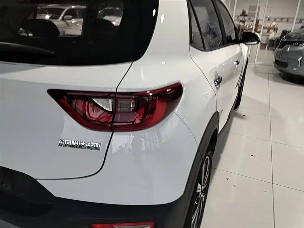 Kia KX1 2020 — фото 8