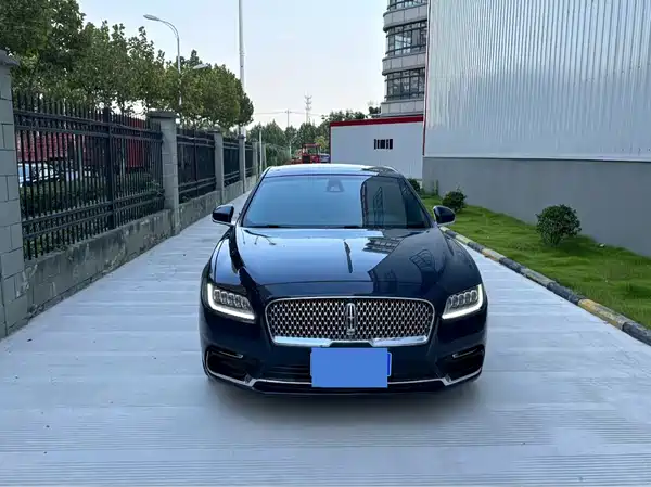 Lincoln Continental 2017