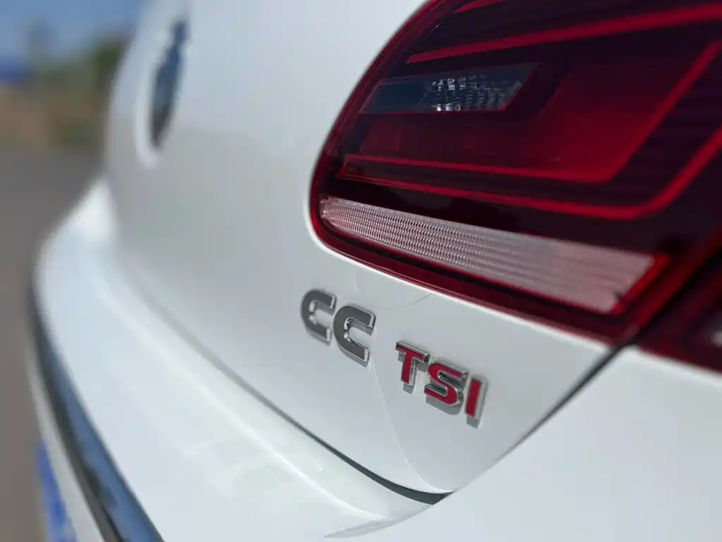 Volkswagen CC 2015 — фото 10