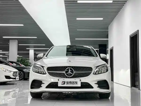 Mercedes-Benz C-Class 2020