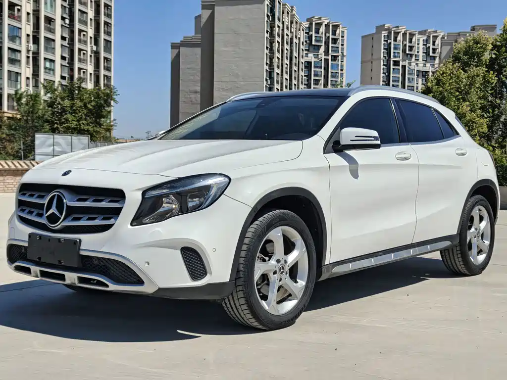 Mercedes-Benz GLA 2018 — фото 1