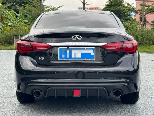 Infiniti Q50L 2018