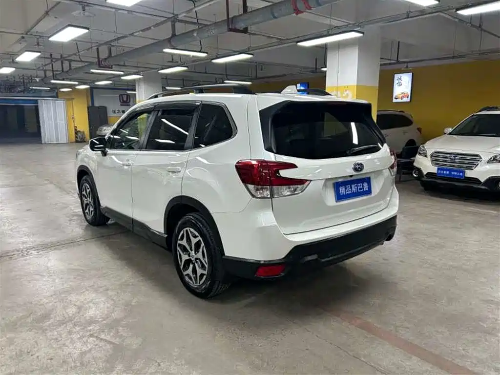 Subaru Forester 2019 — фото 6