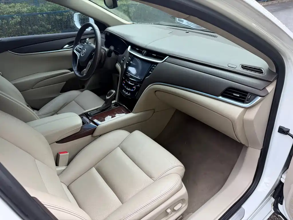 Cadillac XTS 2016 — фото 10