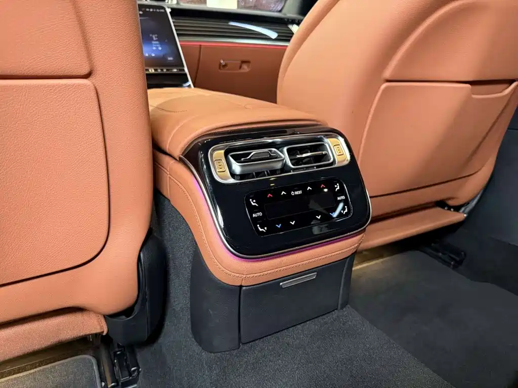 Mercedes-Benz S-Class 2024 — фото 15