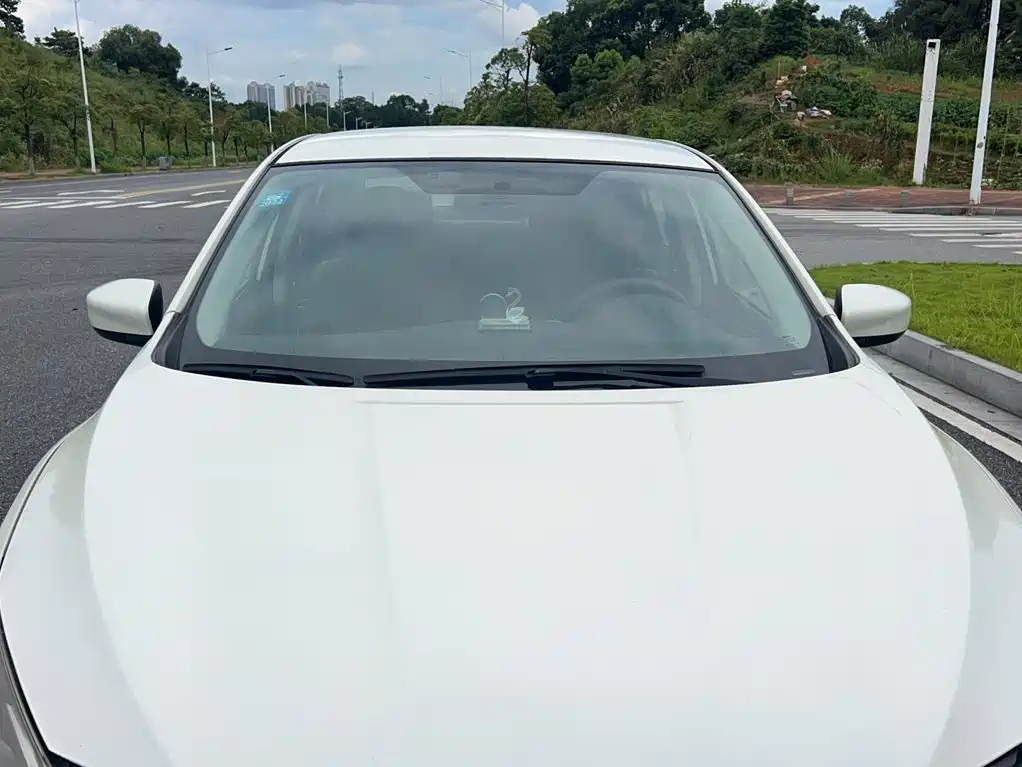 Nissan Sylphy 2020 — фото 17