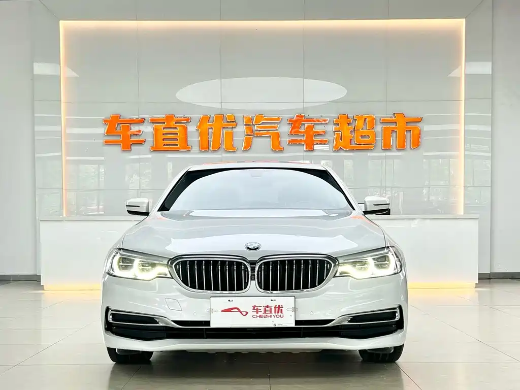 BMW 5 Series 2020 — фото 3