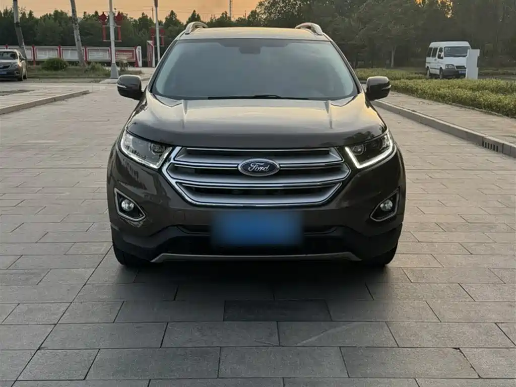 Ford Edge 2015 — фото 6