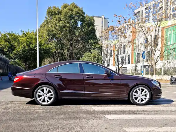 Mercedes-Benz CLS 2012