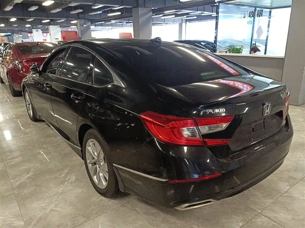 Honda Accord 2021 — фото 23