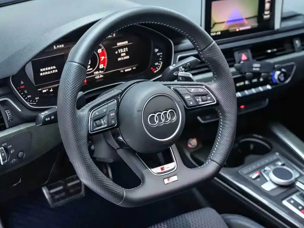 Audi A4L 2018 — фото 7