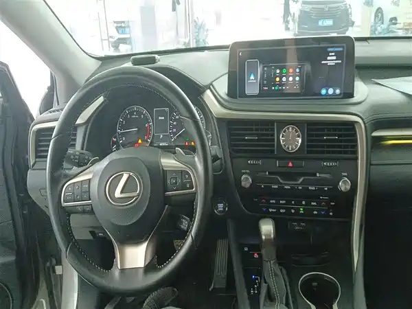 Lexus RX 2020