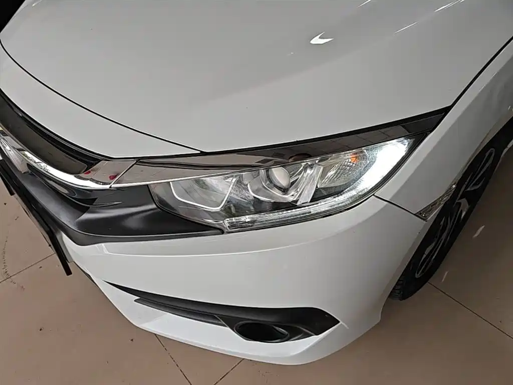 Honda Civic 2017 — фото 24