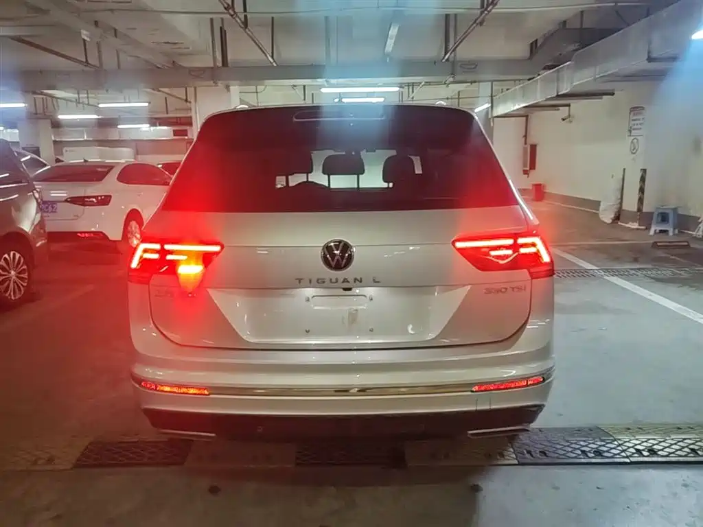 Volkswagen Tiguan L 2021 — фото 6