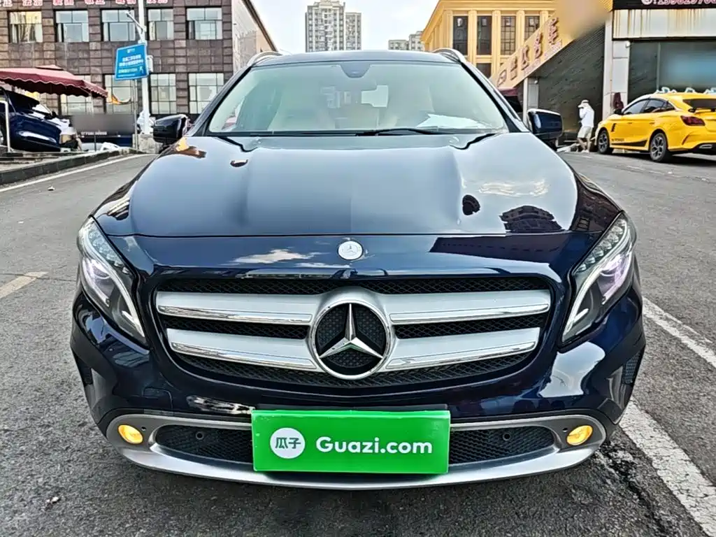 Mercedes-Benz GLA 2016