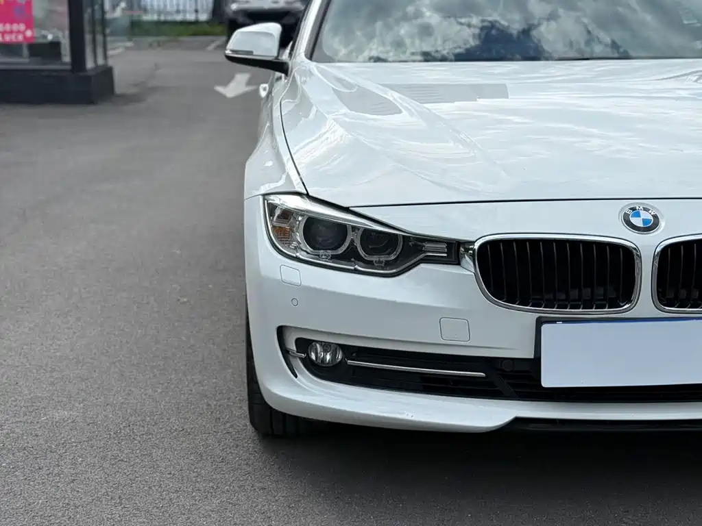 BMW 5 Series 2012 — фото 5