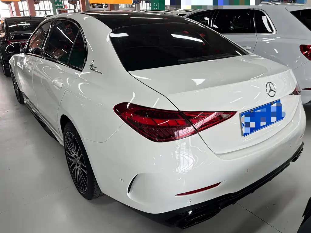 Mercedes-Benz C-Class 2022