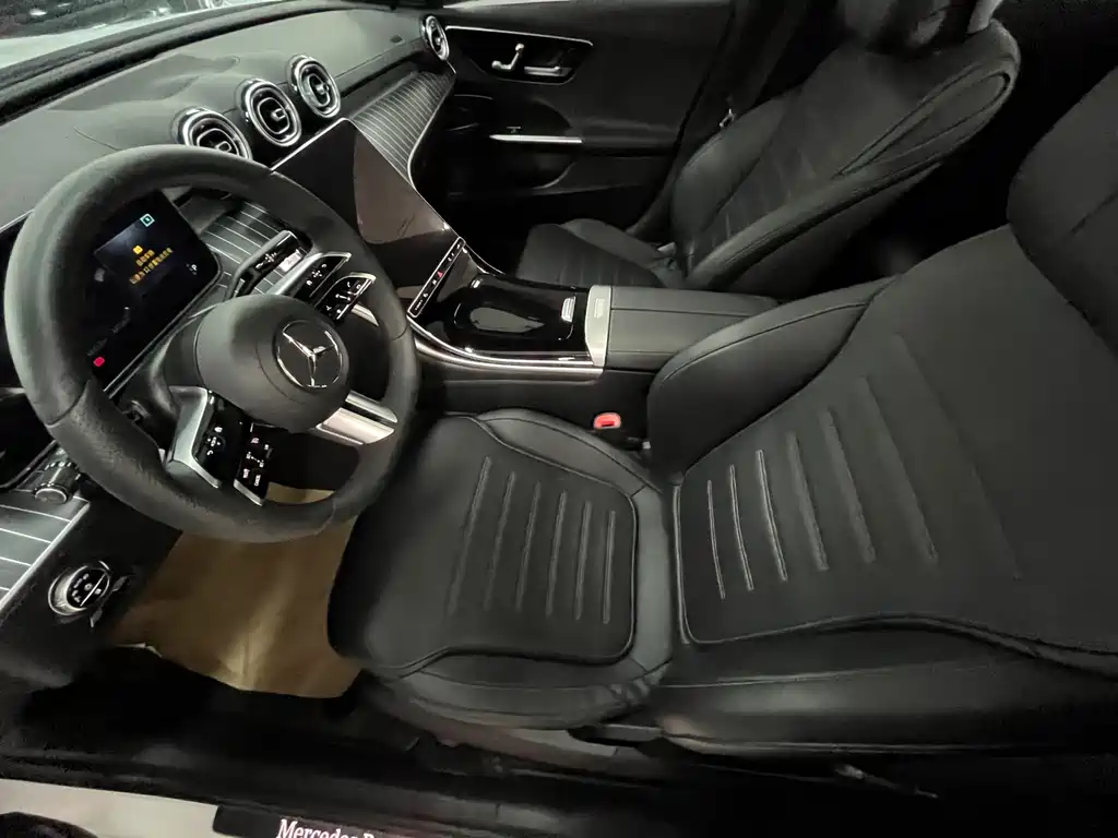 Mercedes-Benz C-Class 2022