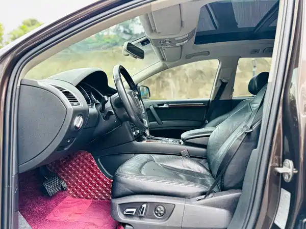 Audi Q7 2012
