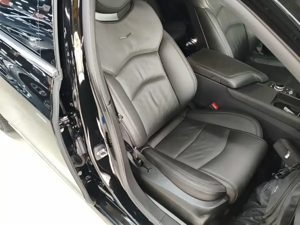Cadillac CT6 2022 — фото 16