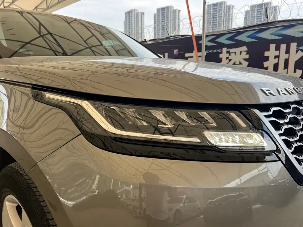 Land Rover Velar 2020 — фото 15