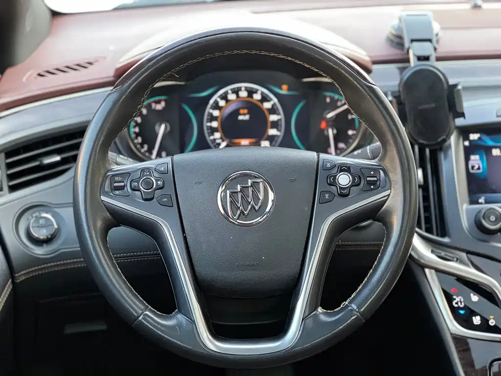 Buick LaCrosse 2013 — фото 13