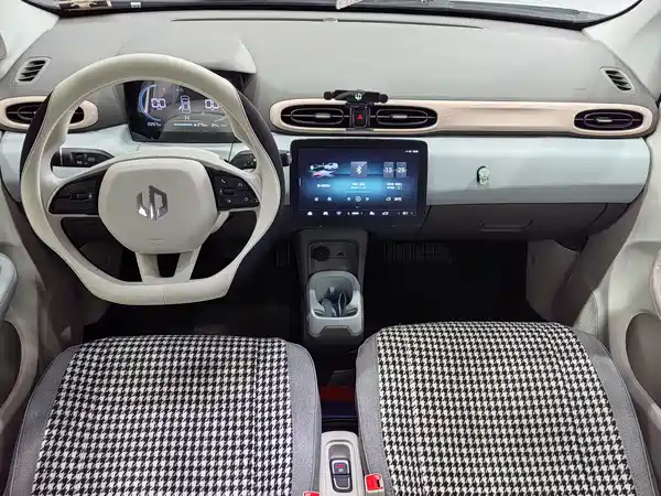 Leapmotor T03 2025