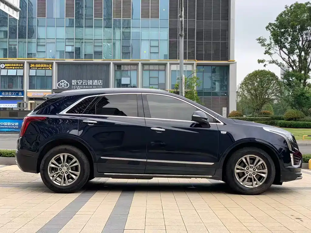 Cadillac XT5 2020 — фото 5