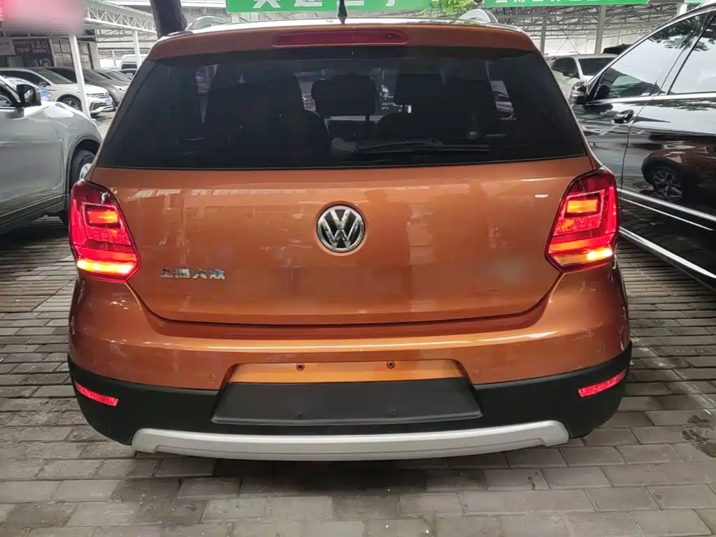 Volkswagen Polo 2016
