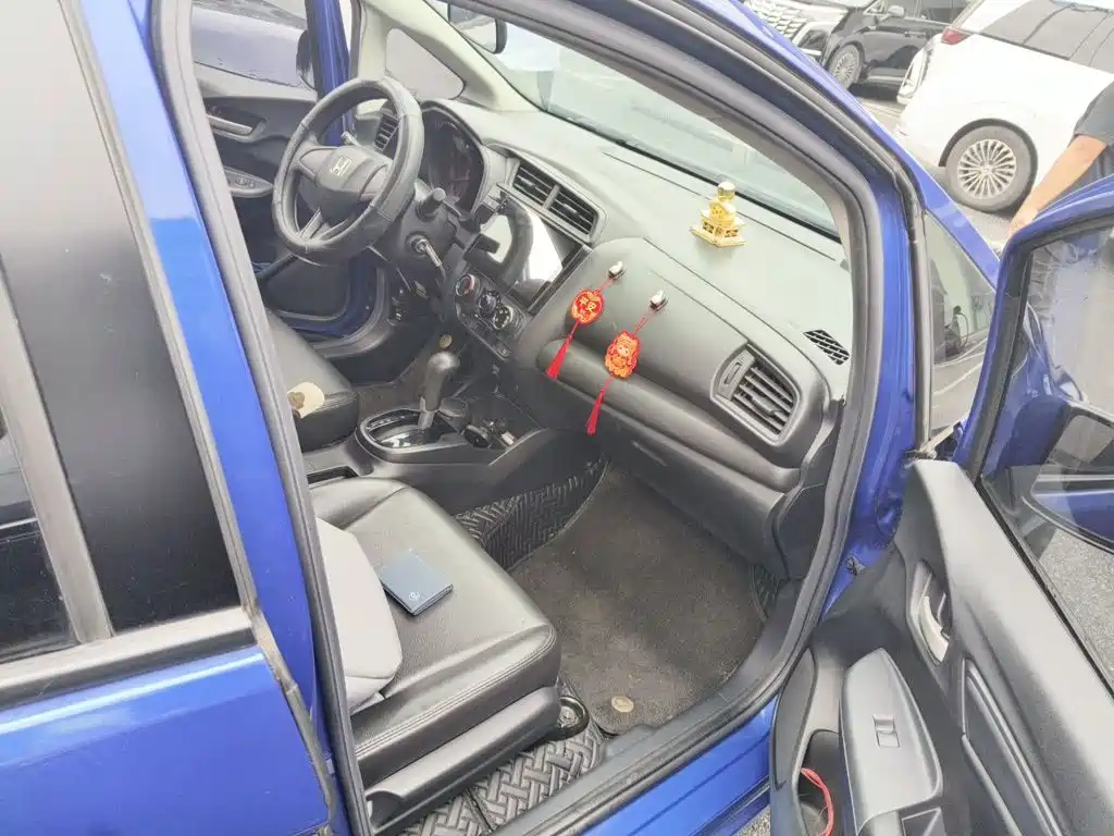 Honda Fit 2018 — фото 20