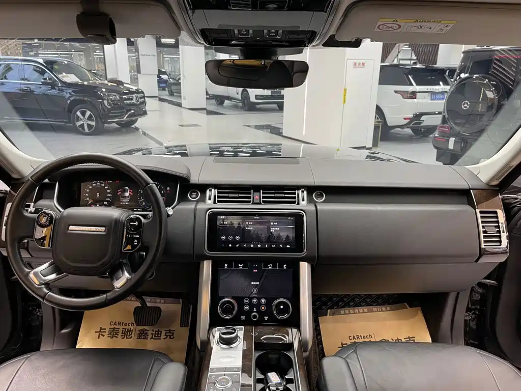 Land Rover Range Rover 2022 — фото 13
