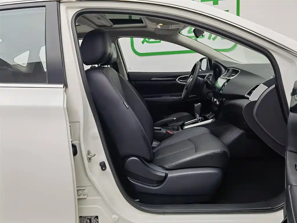 Nissan Sylphy 2018 — фото 23