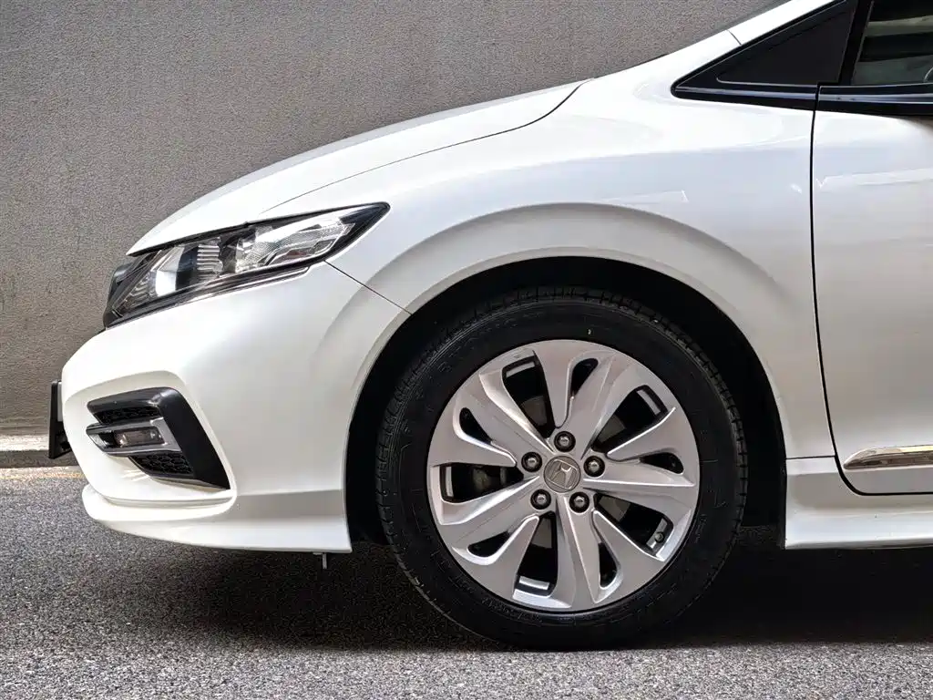 Honda Jade 2019 — фото 6