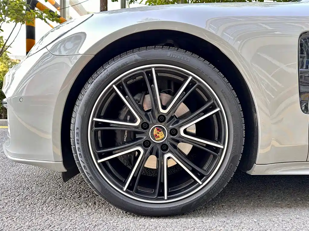 Porsche Panamera 2022 — фото 24