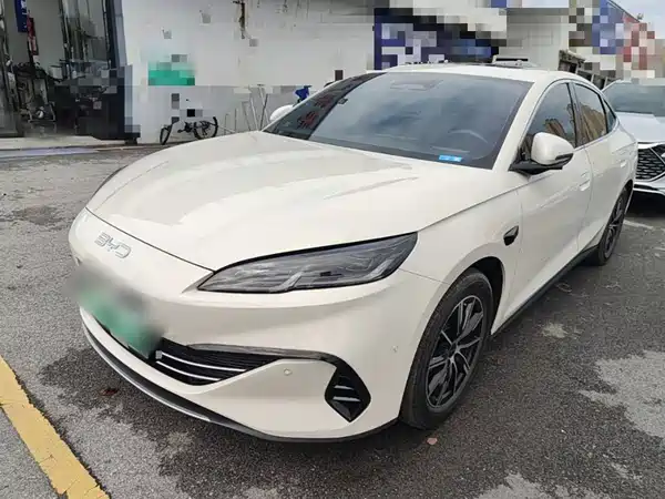 BYD Seal 06 2025