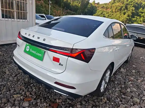 Roewe i5 2025