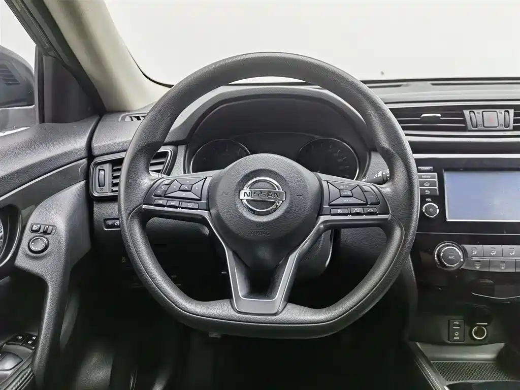 Nissan X-Trail 2017 — фото 11