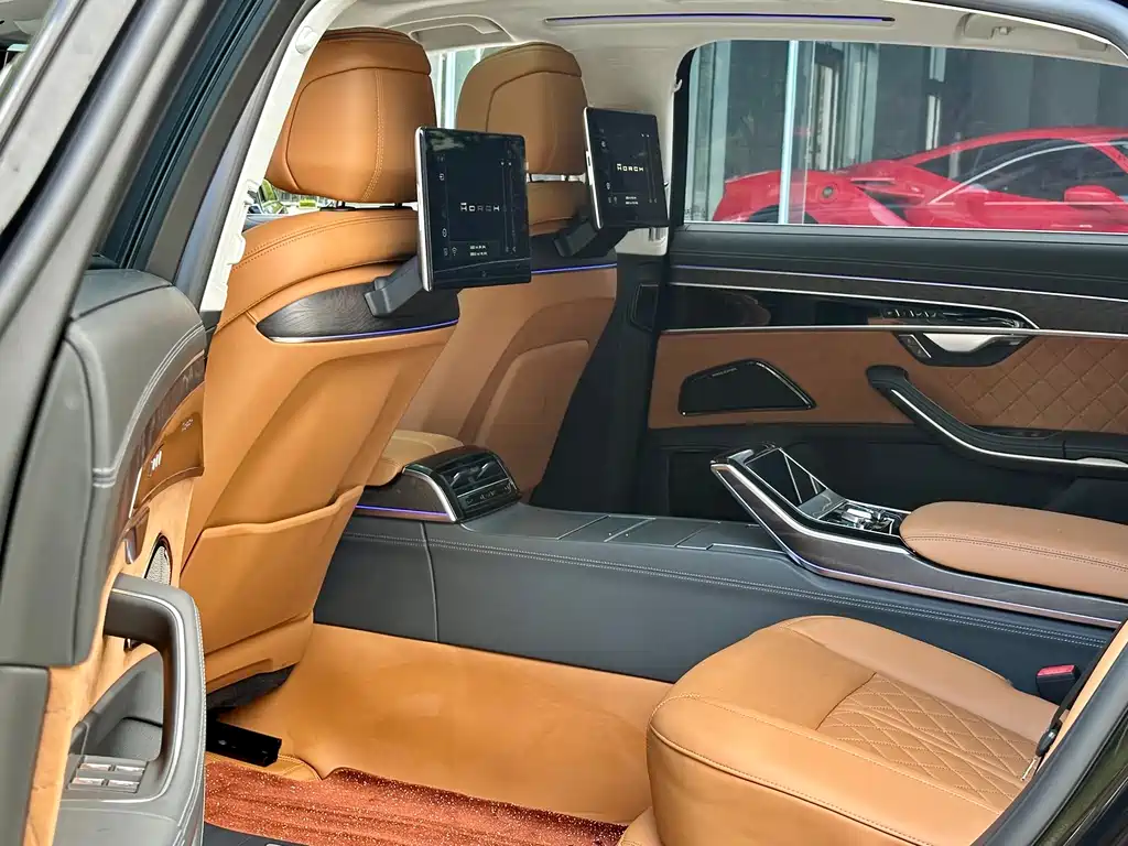 Audi A8 2024