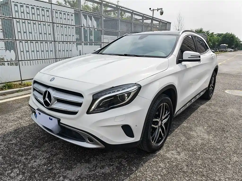 Mercedes-Benz GLA 2016 — фото 2